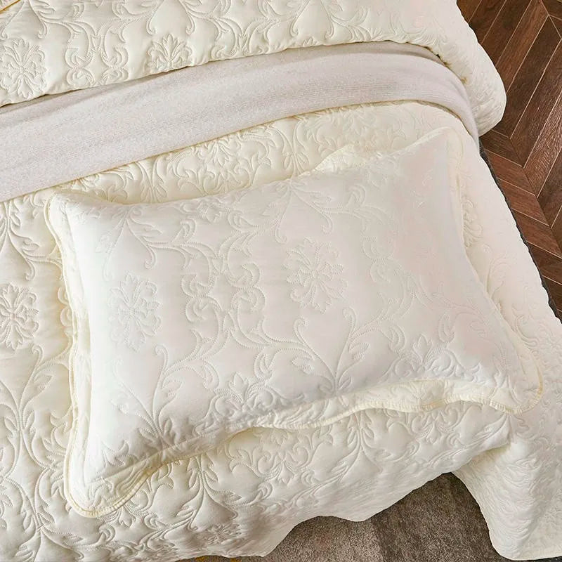 Cloudlike Cotton Bed Set DECORATIQ | Home&Decor