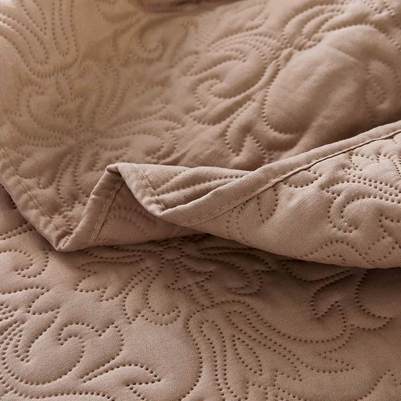 Cocoa Dream Cotton Bedding Ensemble DECORATIQ | Home&Decor