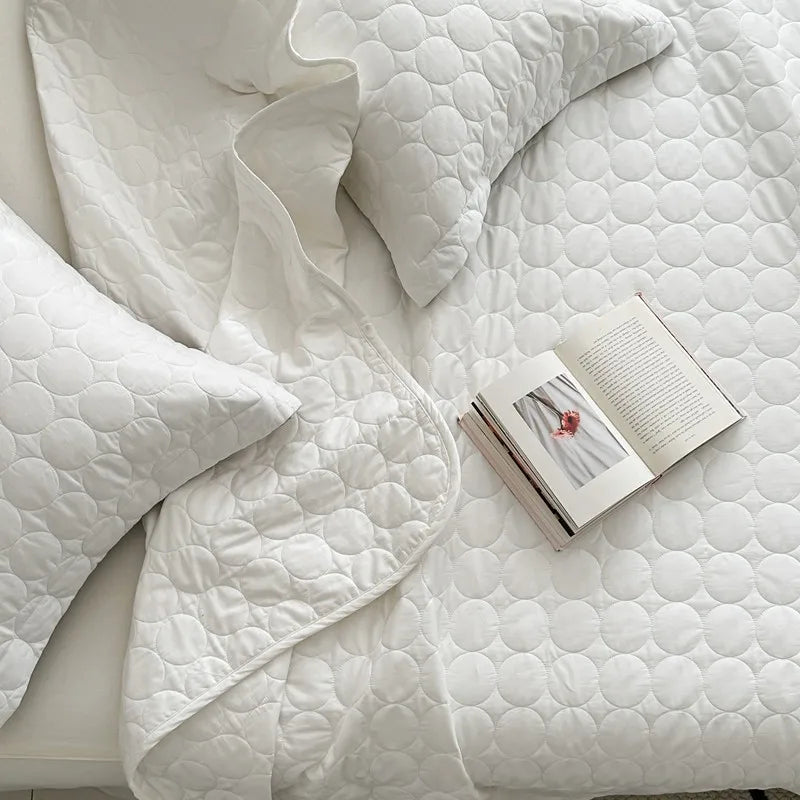 Pearl Poised Bedding Ensemble DECORATIQ | Home&Decor