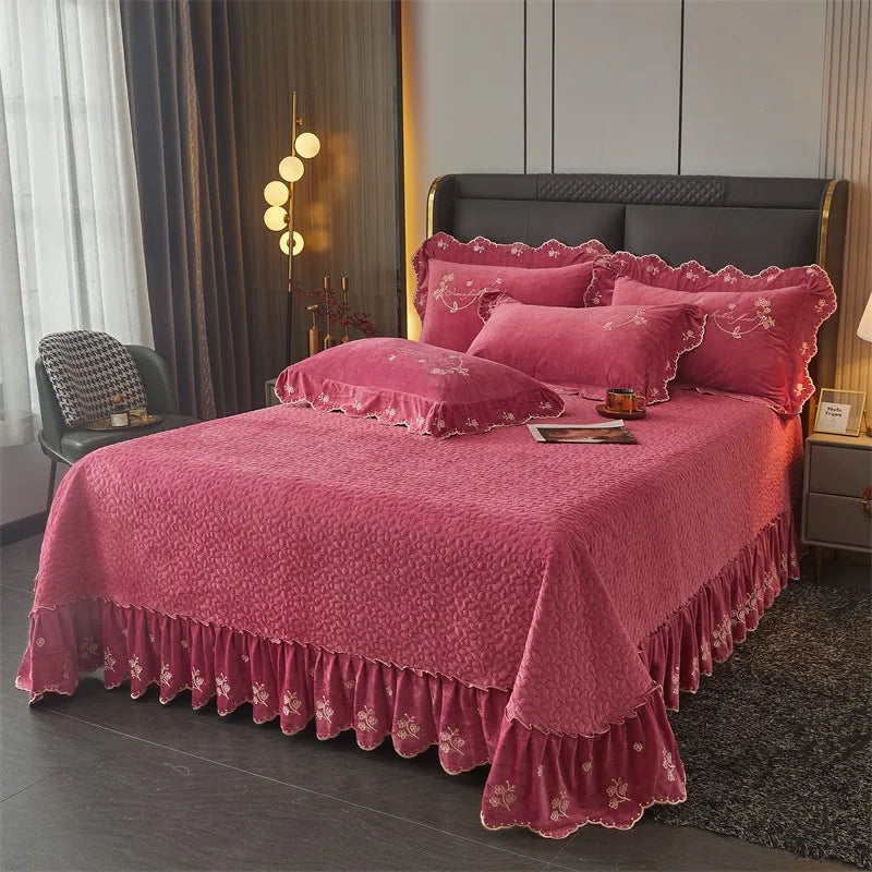 Mulberry Elegance Bedding DECORATIQ | Home&Decor