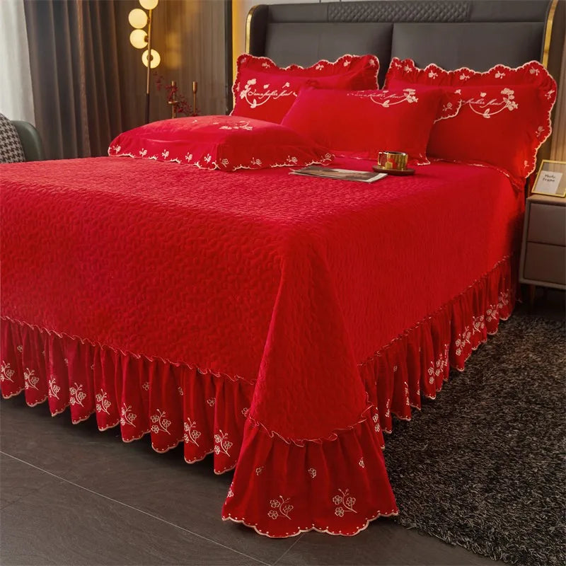 Cardinal Romance Bedding DECORATIQ | Home&Decor