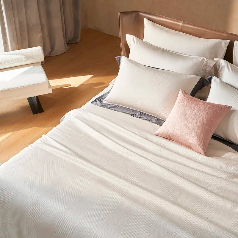 Sophisticated Stripe Egyptian Cotton Bedding Set DECORATIQ | Home&Decor