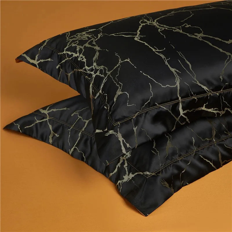 Black & Gold Crackle Luxury Bedding Set DECORATIQ | Home&Decor