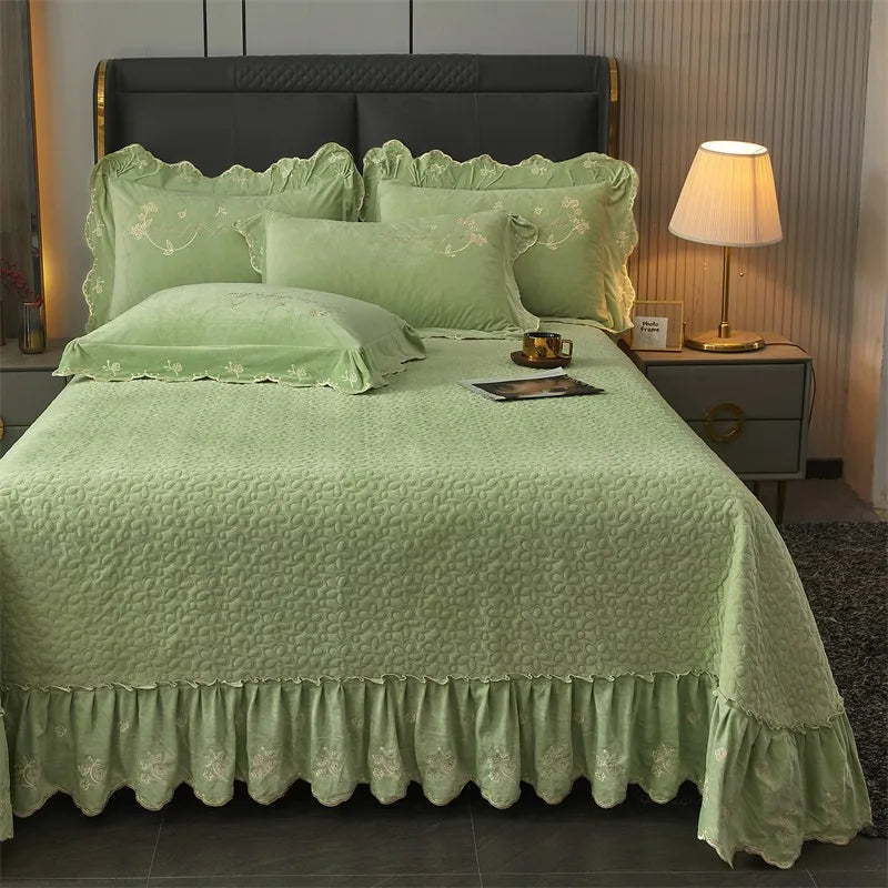 Calming Pistachio Bedding Collection DECORATIQ | Home&Decor