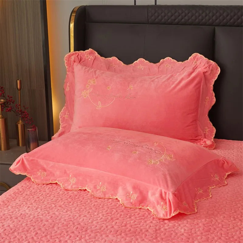 Delicate Azalea Bedding Collection DECORATIQ | Home&Decor