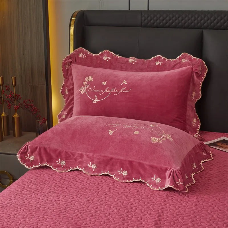 Mulberry Elegance Bedding DECORATIQ | Home&Decor