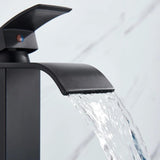 Minimalistic Faucet DECORATIQ | Home&Decor