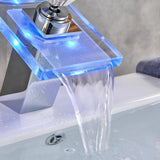 Shining Faucet DECORATIQ | Home&Decor