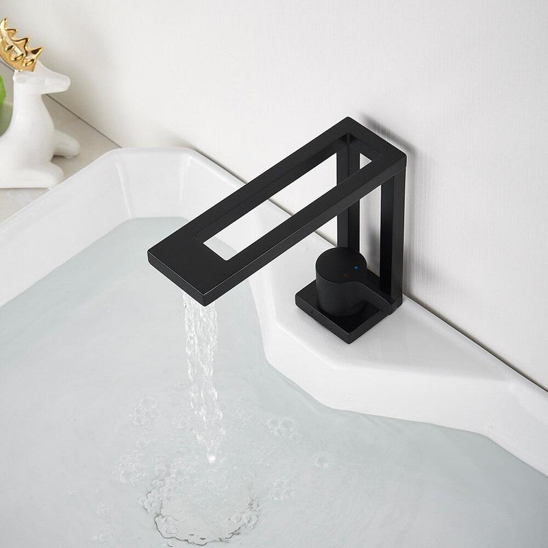 Square Modern Faucet DECORATIQ | Home&Decor