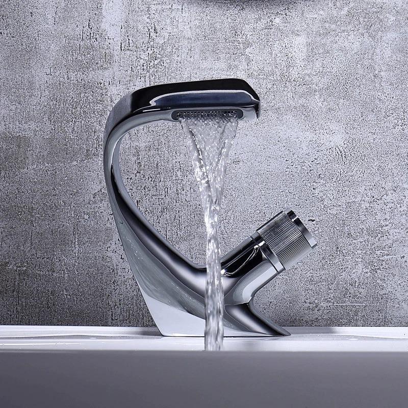 Swan Faucet DECORATIQ | Home&Decor