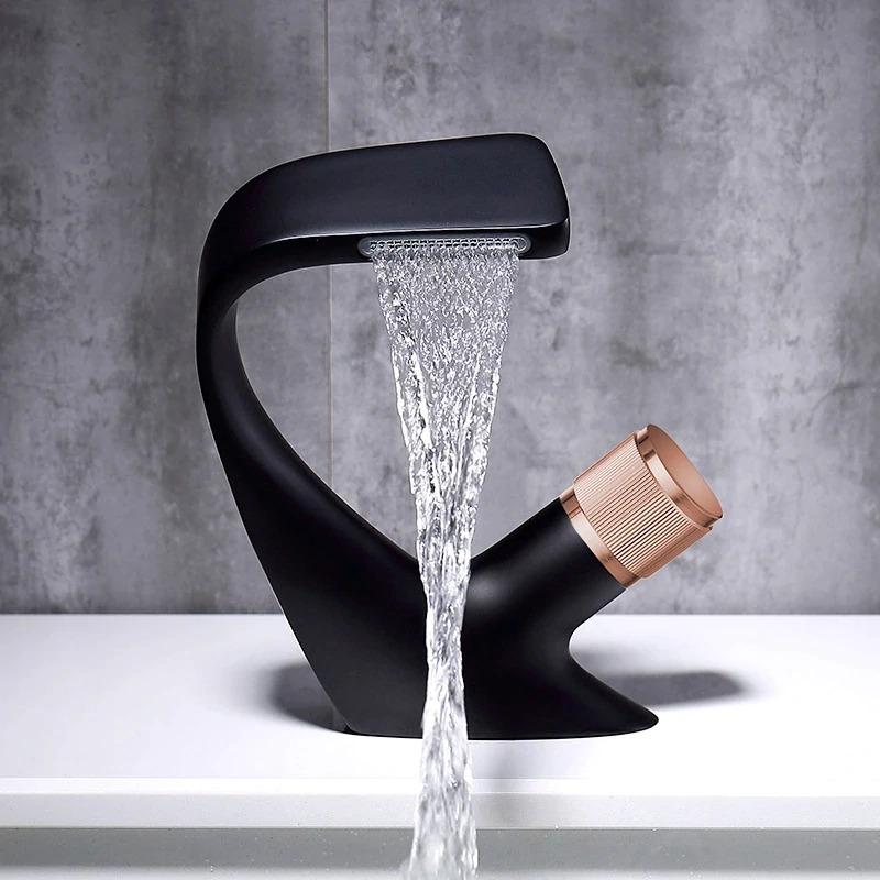 Swan Faucet DECORATIQ | Home&Decor