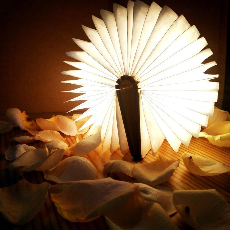 Spiterhøi Glowing pages DECORATIQ | Home&Decor