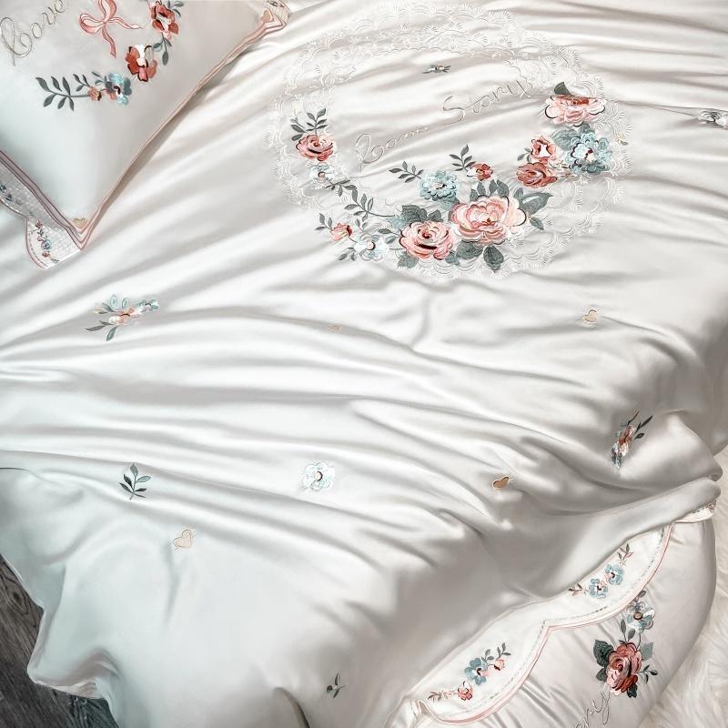 Emely Floral Bunch Embroidery Egyptian Cotton Duvet Cover Set DECORATIQ | Home&Decor