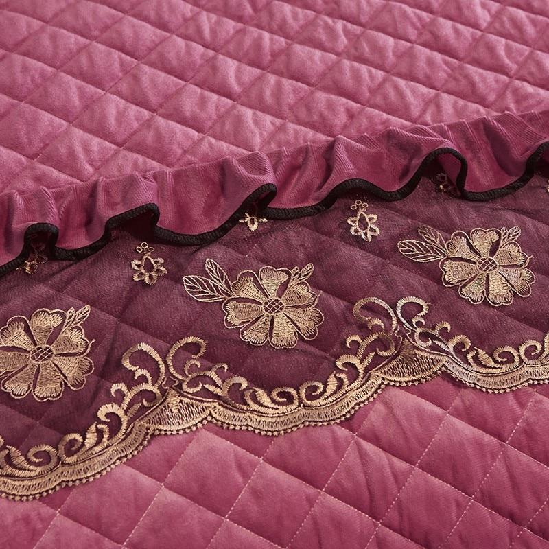 Faith Ruffled Edged Quilted Fleece Bedspread Set DECORATIQ | Home&Decor