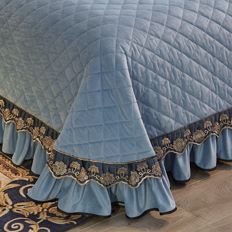 Faith Ruffled Edged Quilted Fleece Bedspread Set DECORATIQ | Home&Decor