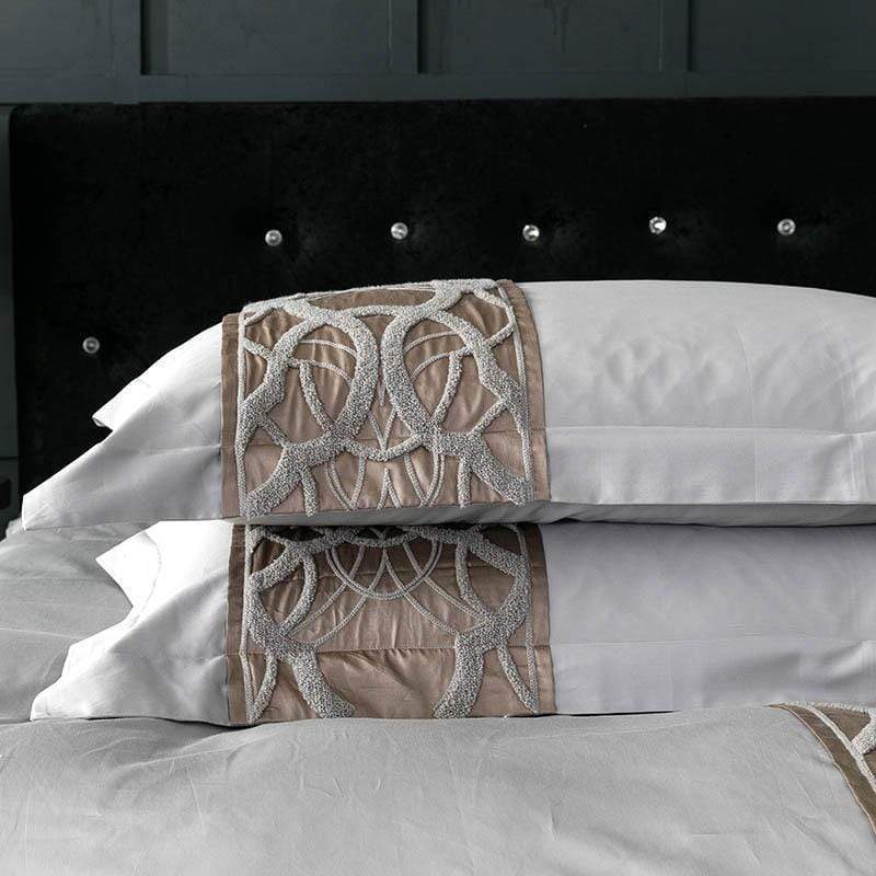 Chain of Luxury Duvet Cover Set (Egyptian Cotton) DECORATIQ | Home&Decor