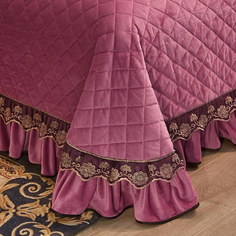 Faith Ruffled Edged Quilted Fleece Bedspread Set DECORATIQ | Home&Decor