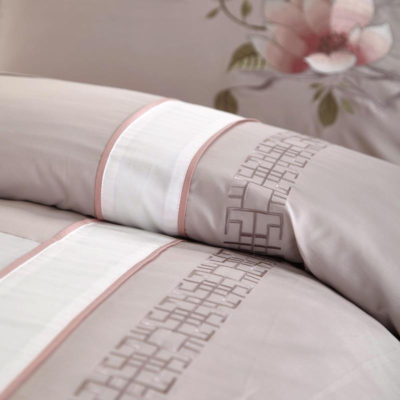 Sakura Flush Duvet Cover Set DECORATIQ | Home&Decor