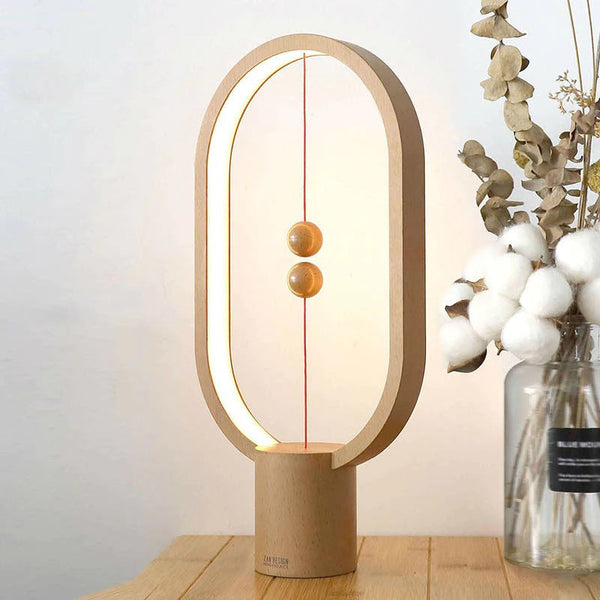 Loftet The Magnetic Lamp